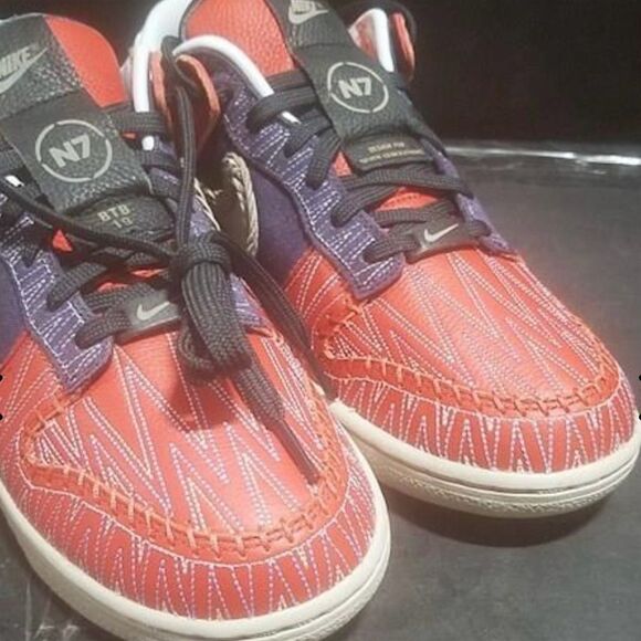 size 6 nike air jordan iv shoes